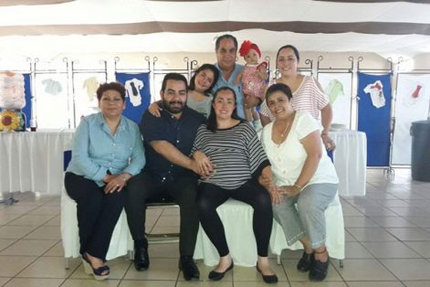 Amigas participaron en la fiesta de canastillas