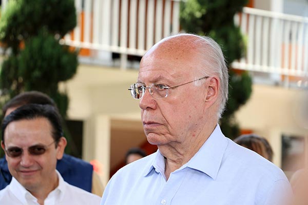 El Secretario de Salud, José Narro Robles dijo, durante su visita a la entidad, que es preocupante el incremento de enfermedades renales en pacientes de edad temprana. / Héctor LORENZO