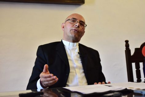 El administrador diocesano de la entidad, Jorge Iván Gómez Gómez, refirió que la tarea del nuevo Obispo es dar seguimiento al Plan Diocesano de Pastoral. / Héctor LORENZO