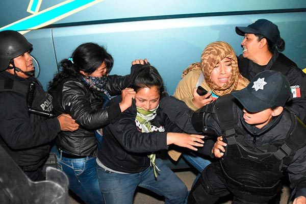 Sobre el desalojo de normalistas en Tlaxcala