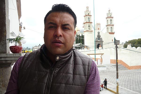 Ángel Cahuantzi Lopantzi, director de Seguridad Pública de Contla, destacó la certificación de 35 elementos policiacos, de 45 que cuenta la corporación. / Armando PEDROZA