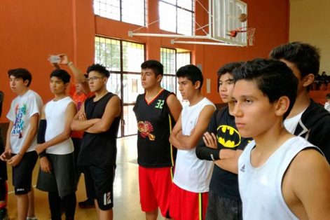 Visitantes de Ciudad Juárez, Chihuahua, presentes en la XV Copa Amigos. / Everardo NAVA