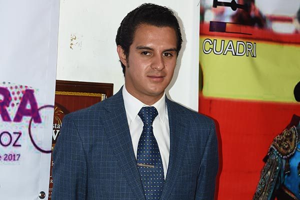 “Me siento muy ilusionado y contento de que me haya llegado; estoy agradecido con el Gobierno del Estado, que por medio de Luis Mariano Andalco se contactó el apoderado Rafael García, quien pregunto si existía algún novillero para ir a matar a la novillada de Calasparra, que son prácticamente corridas de toros” Gerardo Sánchez