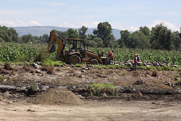 En el predio “Aite”, de la comunidad de Villalta, una empresa inició la primera etapa de la construcción de la planta de tratamiento de aguas residuales, con una inversión de 10 millones de pesos. / Tomás BAÑOS