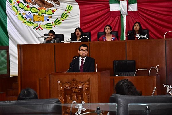 Los jóvenes congresistas también hablaron sobre la importancia de fomentar la cultura, la ciencia y la tecnología y combatir efectivamente la trata de personas