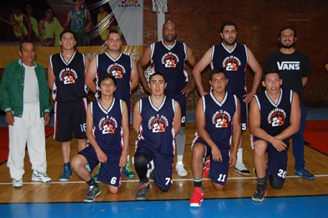 Estrellas Blancas se quedó con el segundo lugar de la justa de basquetbol, al perder con una diferencia de solo ocho puntos en el marcador. / Fabiola VÁZQUEZ