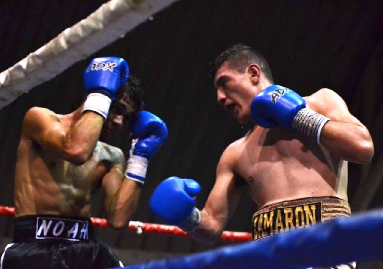 El peleador toluqueño salió a presionar desde el primer round