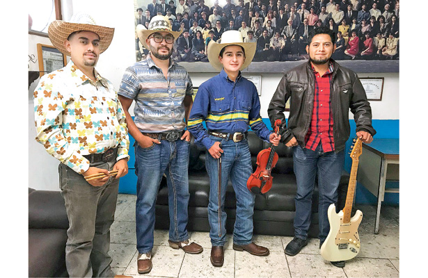 Cuarto de Milla, único grupo country en el centro del país Cuarto de Milla, único grupo country en el centro del país