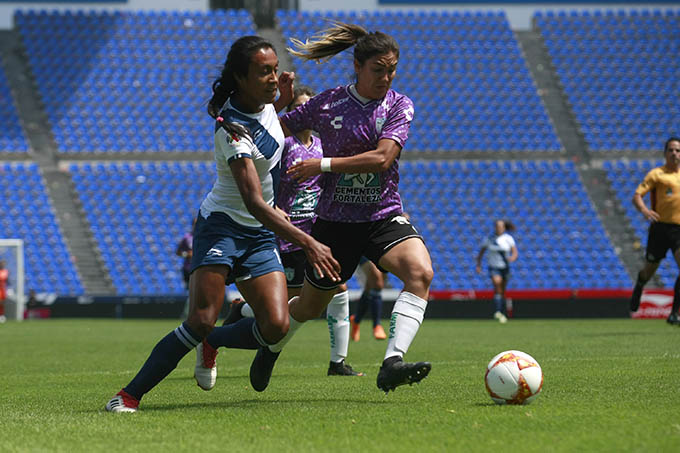 Pachuca llegó a 20 puntos, en caso de que América gane este día a Toluca descendería al tercer lugar del Grupo 1, pues las choriceras suman 20 puntos y las de Coapa 18. / Foto: Especial