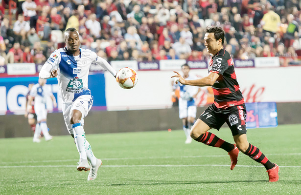 Los Tuzos se quedaron en el puesto número 13 de la tabla general con 12 unidades. / Foto: Cuartoscuro