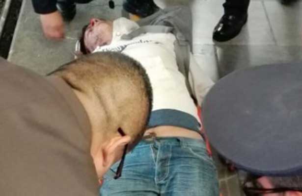 Hombre en estado de ebriedad cae a las vías del Metro Universidad