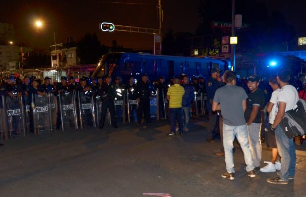 Quitan mil puestos de ambulantes en Tepito