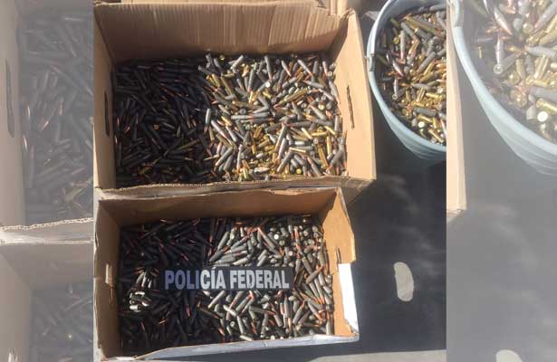Detienen a sujeto con 10 armas y 12 mil cartuchos en Guanajuato