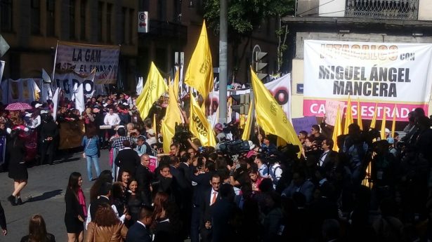 Rinde Mancera último informe de Gobierno entre acarreados Rinde Mancera último informe de Gobierno entre acarreados