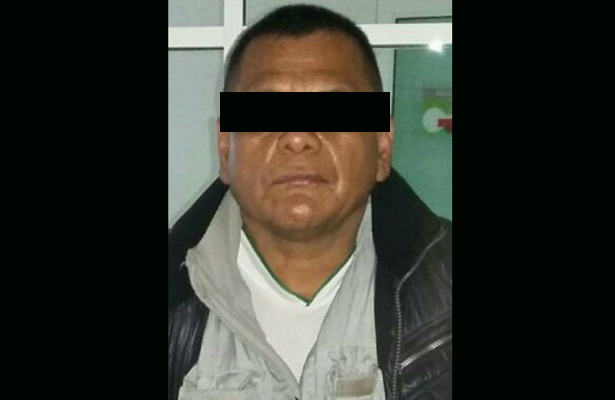 Le decomisa arma de fuego reportada como robada, en Chimalhuacán