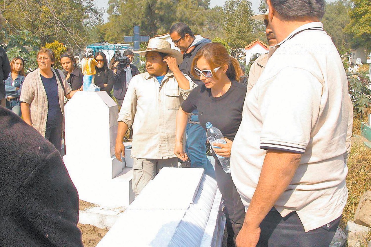 Su familia lo despide