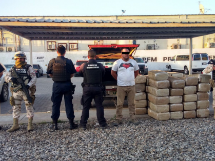 Decomisan en operativo marihuana en La Rosita