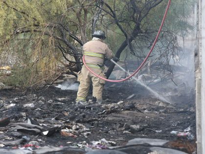 Evacuan guardería por incendio de maleza