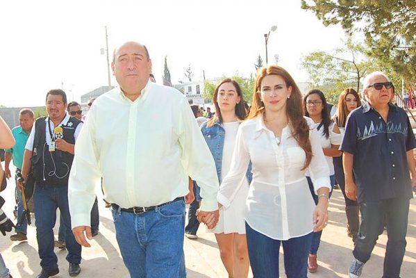 https://cdn.oem.com.mx/noticiasdelsoldelalaguna/2017/06/j08-Rubén-Moreira-Valdez-3-599x400.jpg
