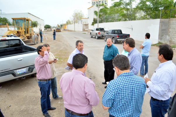En el transcurso de los siguientes 10 días se convocará a una reunión de trabajo en la que se ofrecerá a los representantes del sector empresarial la información financiera correspondiente a las obras que ayer fueron objeto de supervisión.