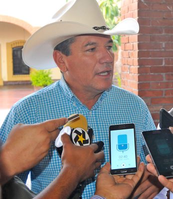 Confirman que Carlos Aguilera Andrade no está registrado en la CNC, por lo tanto no puede aspirar a ser dirigente estatal.