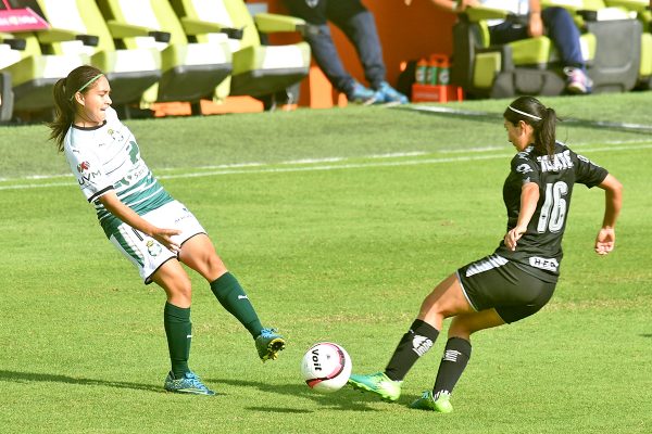 Santos Laguna femenil buscará frenar la racha de seis partidos sin ganar el próximo sábado cuando visiten al León.