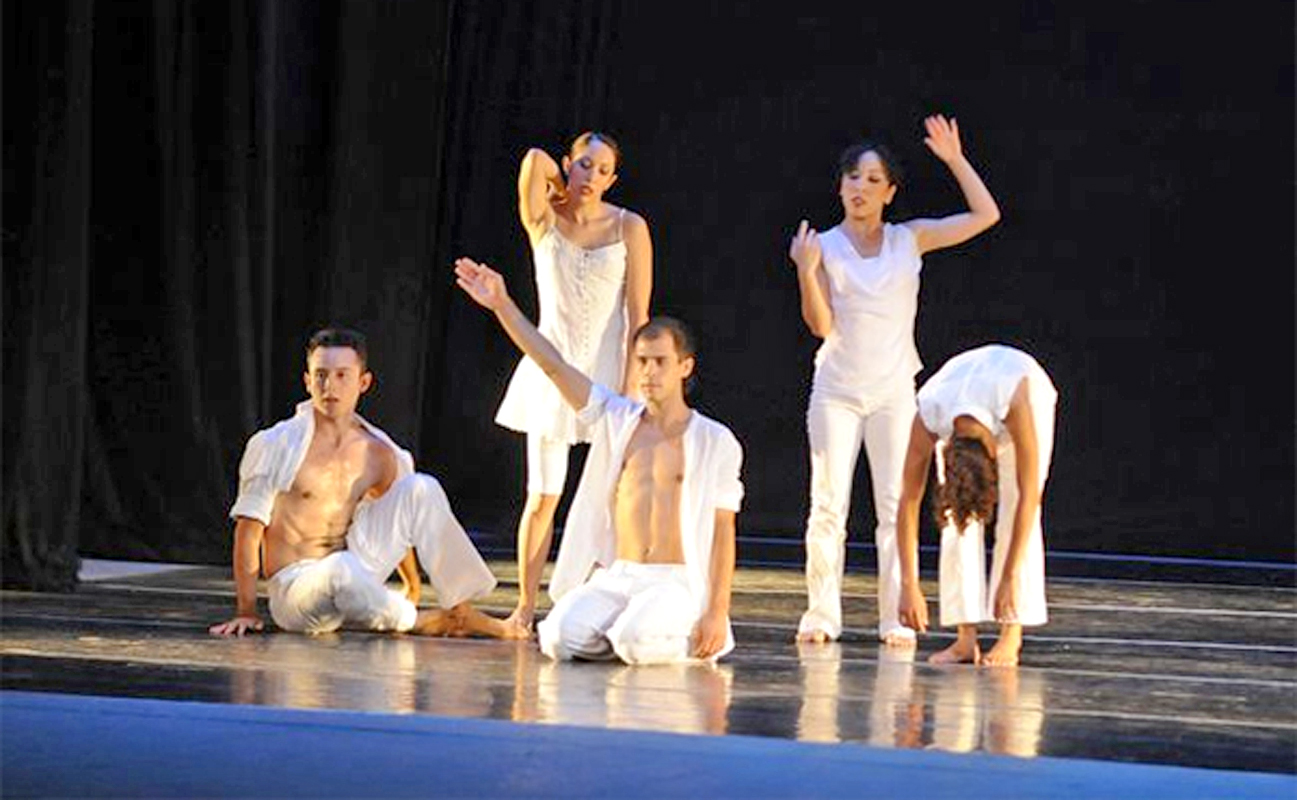 La compañía de danza “Mezquite” se presentará este jueves y viernes 21 y 22 de septiembre, en el teatro Alfonso Garibay.