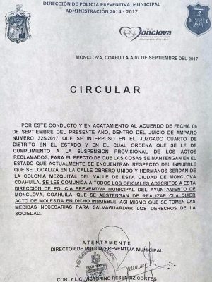 El ayuntamiento por un lado reconoce la orden del juez, pero por otro lado siguen trabajando en la obra.