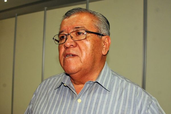 Industriales demandan a la Secope acelerar los trabajos de pavimentación de las calles Tamazula y Piedras Negras, informó Oswaldo Juárez.