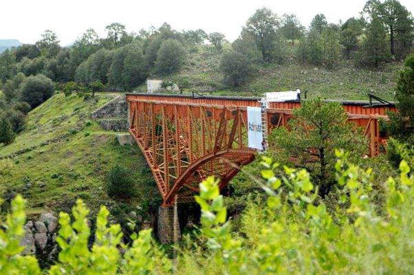 El puente ferroviario Río Chico, combina escenarios naturales de la sierra duranguense con la aventura.