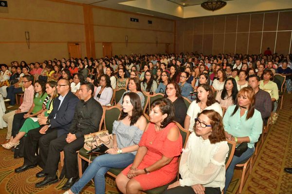 Cerca de 300 participantes se dieron cita al evento que se realizó en un hotel del oriente de la ciudad.