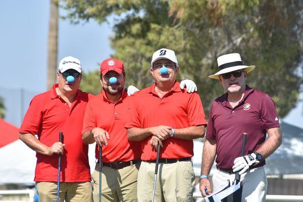 Todo lo recaudado en este torneo de golf será destinado a la Fundación Sonrisa Azul A.C. que atiende a niños con problemas de autismo.