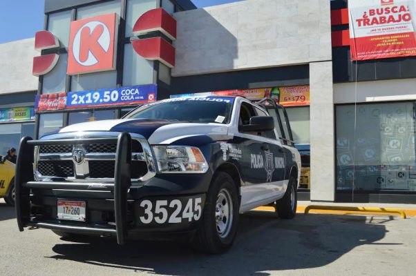 La Dirección de Seguridad Pública Municipal trabaja en la mejora de la coordinación con las tiendas de conveniencia para bajar la incidencia de asaltos a este tipo de comercios.