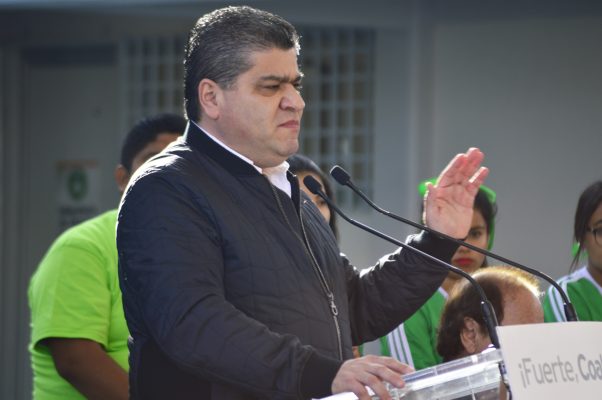 Luego de que concluya su reparación, será ofrecido en venta un helicóptero propiedad del Estado, informó el gobernador Miguel Riquelme.