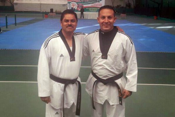 Los entrenadores Víctor Hugo Valle y Adán Briones ya cumplieron con la certificación por parte de la FEMEXTKD.