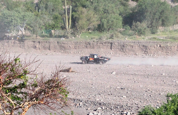 NUEVAMENTE LOS VEHICULOS DE COMPTENCIA...