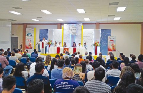 Cada vez son más los menores de edad que presentan problemas por alguna adicción y la estadística de los Centros de Integración Juvenil indica que aquellos jóvenes que consumen alcohol, tienden a probar otras sustancias adictivas, como la mariguana, alcanzando el 95 % de los pacientes que se atienden en los CIJ. / El Sudcaliforniano