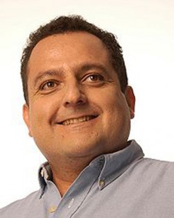 CARLOS MENDOZA DAVIS.