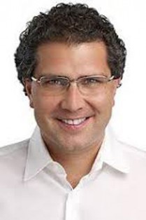 ARMANDO RÍOS PITER.