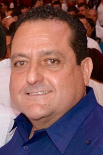 CARLOS MENDOZA DAVIS.