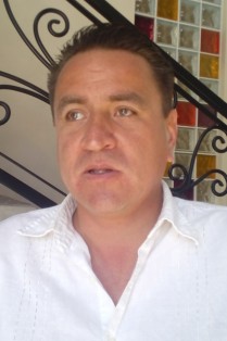 ADRIÁN ESPINOZA COTA.
