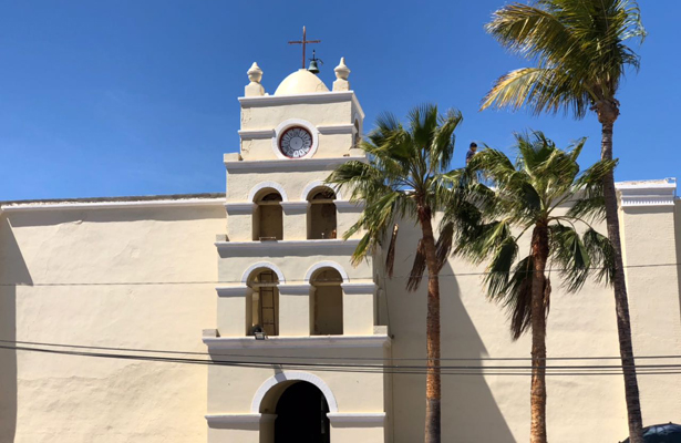 Después de 20 años vuelve a sonar el reloj de Todos Santos
