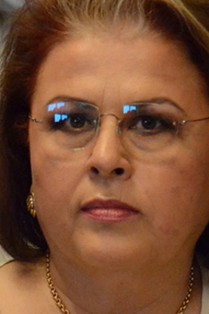 Esthela Ponce Beltrán.