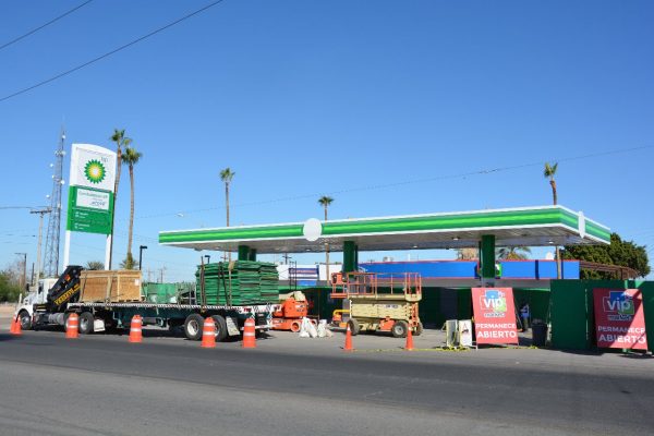 Abren primera gasolinera extranjera en San Luis