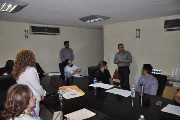 Ofrecen capacitación a emprendedores y empresarios establecidos.